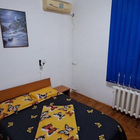 Apartament Grigore Etaj 2 曼加利亚 外观 照片