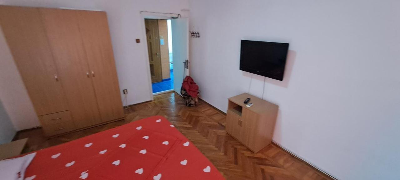 Apartament Grigore Etaj 2 曼加利亚 外观 照片